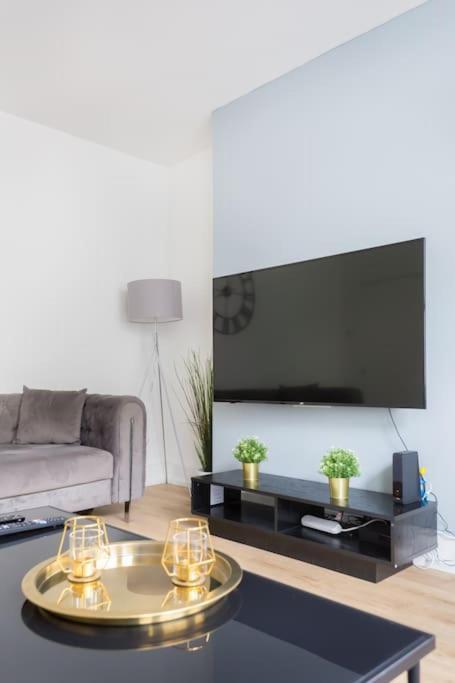Two Bedroom In Dalston * Londra